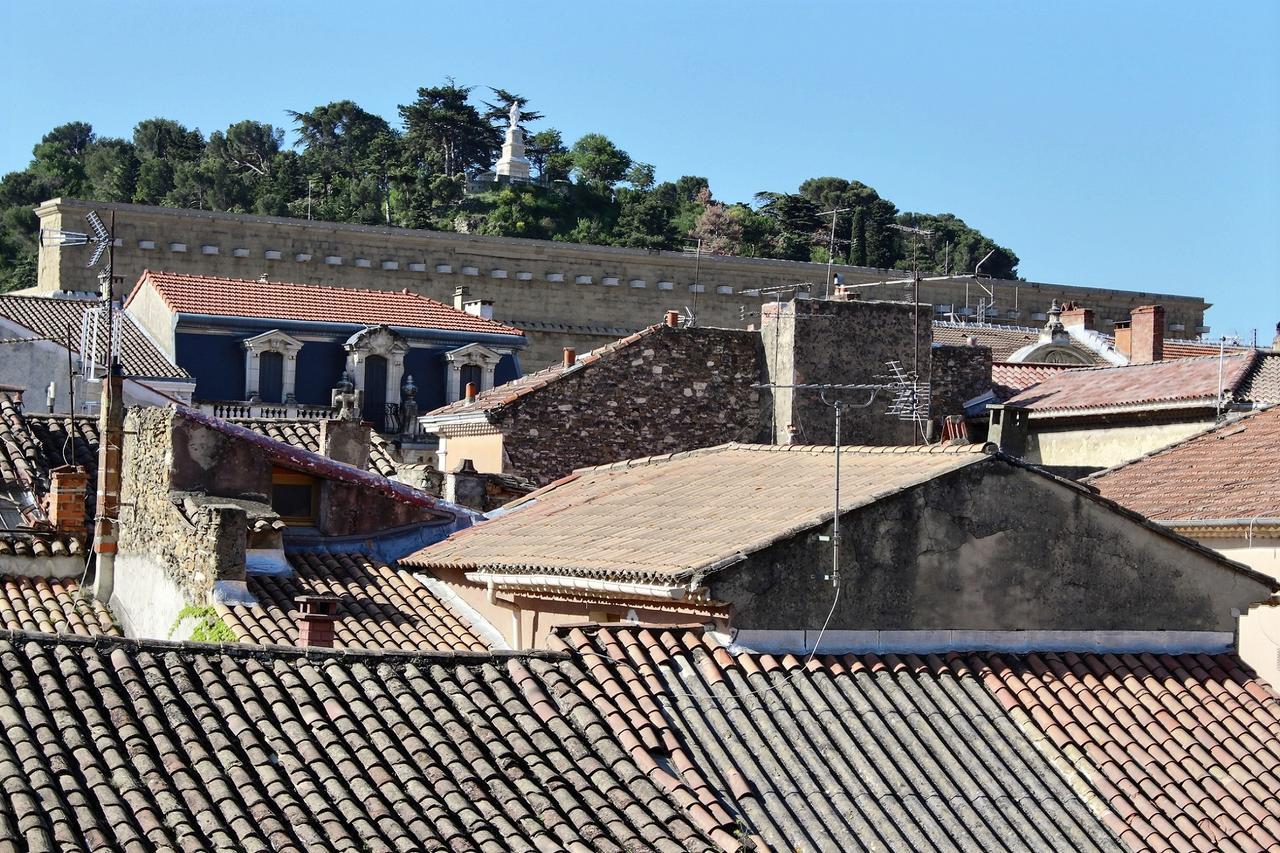 Effets Personnels Orange (Vaucluse) Exterior foto